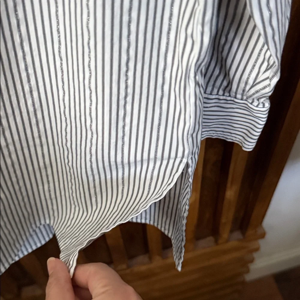Lafayette 148 New York Buttoned Front Greyson Relaxed Striped Shirt. L - Picture 6 of 12